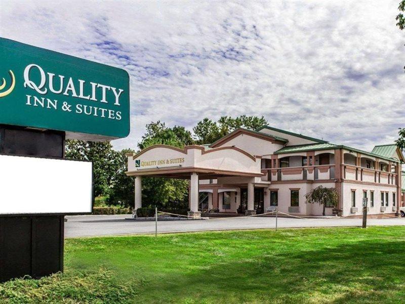 Quality Inn & Suites Quakertown-Allentown Ngoại thất bức ảnh